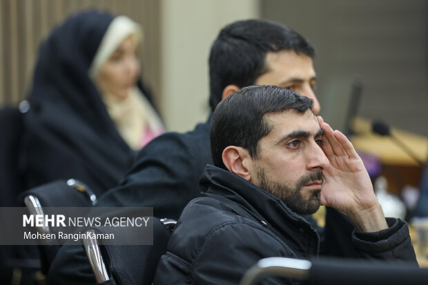 نشست تخصصی «بررسی مؤلفه‌­های اتحاد و همبستگی ایرانیان در گذار از جنگ‌ها و فتنه‌ها»