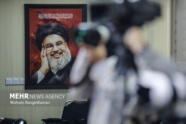 نشست تخصصی «بررسی مؤلفه‌­های اتحاد و همبستگی ایرانیان در گذار از جنگ‌ها و فتنه‌ها»