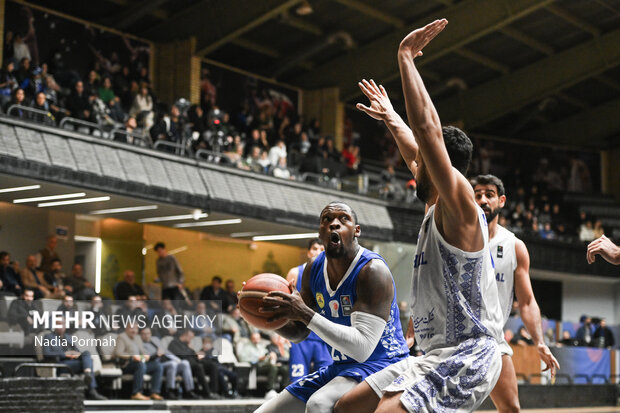 لیگ برتر بسکتبال - استقلال و پالایش نفت