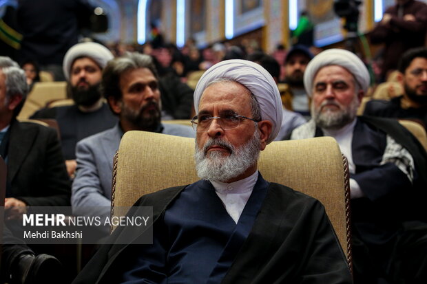 اختتامیه جشنواره هنر آسمانی در قم