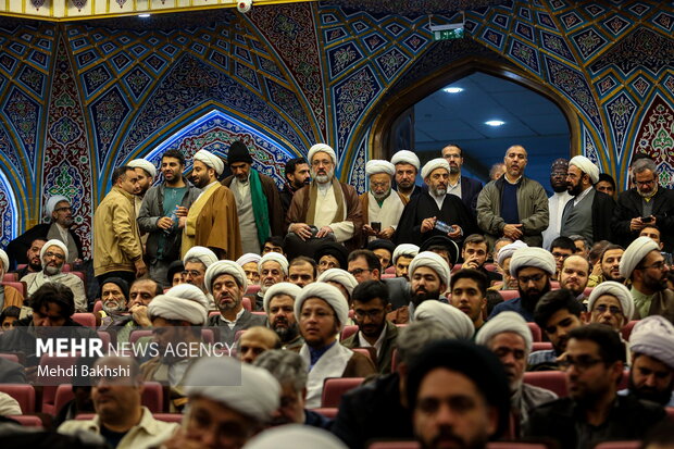 اختتامیه جشنواره هنر آسمانی در قم