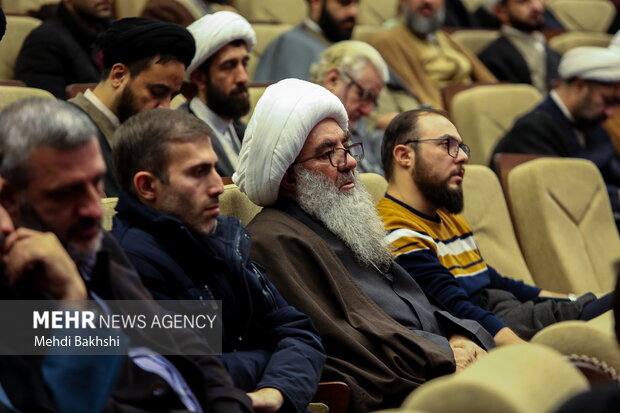 اختتامیه جشنواره هنر آسمانی در قم