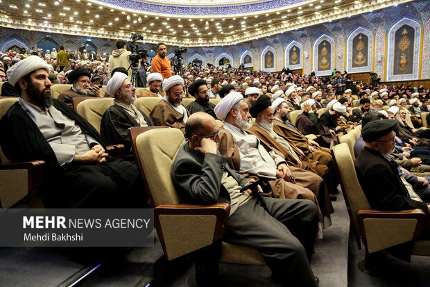 اختتامیه جشنواره هنر آسمانی در قم