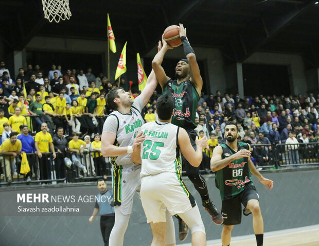 لیگ برتر بسکتبال - کاله آمل طبیعت تهران
