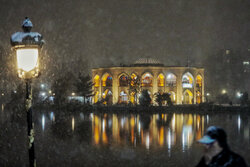 Continuous snowfall blankets Tabriz in white