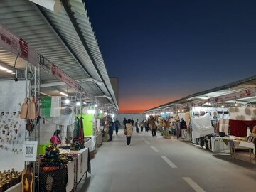 صنعتگران فارس در نمایشگاه‌های ملی صنایع‌دستی کشور حضور مؤثر دارند