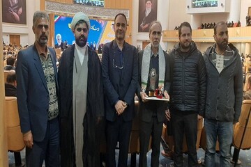 تجلیل از رئیس مرکز آموزش و تربیت محیط‌بان سازمان حفاظت محیط‌زیست