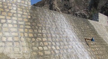 اهمیت سدهای آبخیزداری در بشاگرد؛ ذخیره آب در سرزمین باران‌های موسمی