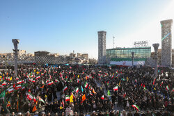 Tahran'daki 30 Aralık 2009 merasimine yoğun katılım