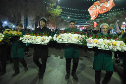 گلباران حرم مطهر امام‌رضا (ع) در شب میلاد حضرت جواد(ع)
