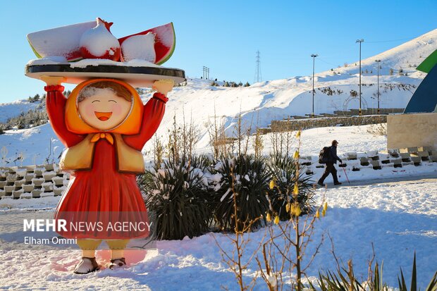 بارش اولین برف زمستانی در سنندج