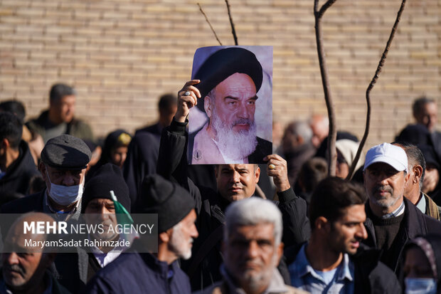 بزرگداشت حماسه 9 دی