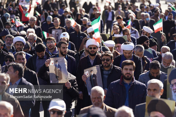 بزرگداشت حماسه 9 دی