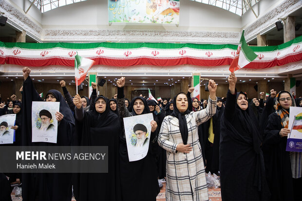 گرامیداشت حماسه نهم دی‌ در مصلی وحدت گرگان