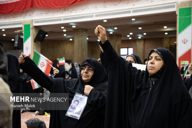 گرامیداشت حماسه نهم دی‌ در مصلی وحدت گرگان