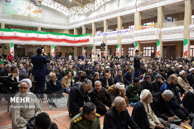 گرامیداشت حماسه نهم دی‌ در مصلی وحدت گرگان