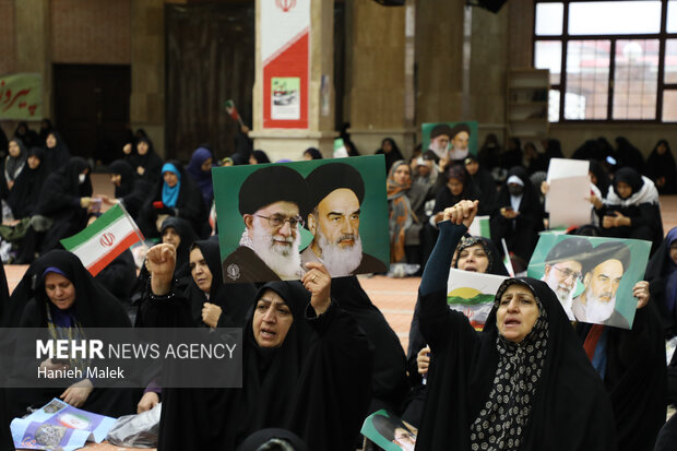 گرامیداشت حماسه نهم دی‌ در مصلی وحدت گرگان