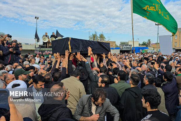 تشییع باشکوه پیکر آیت‌الله شفیعی در اهواز