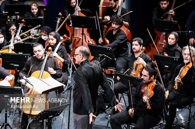اجرای سمفونی «ایران مرد»