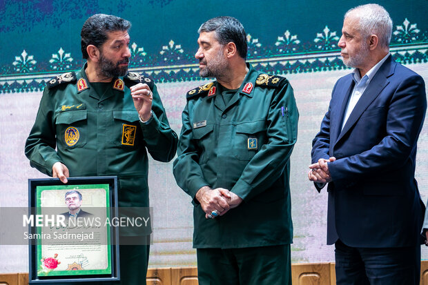پنجمین جشنواره کارمند تراز مکتب حاج قاسم سلیمانی