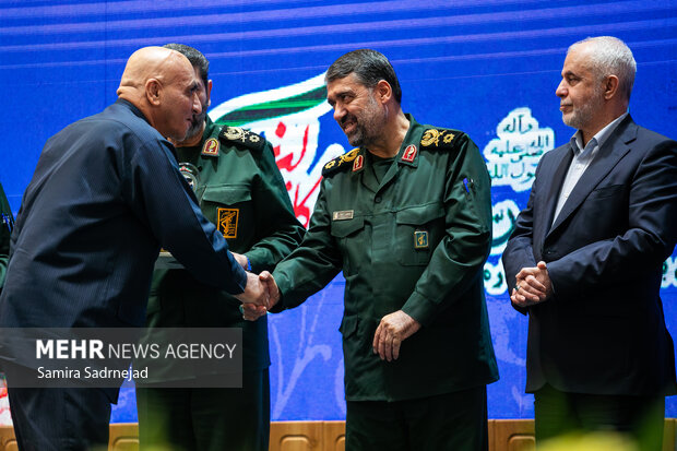 پنجمین جشنواره کارمند تراز مکتب حاج قاسم سلیمانی