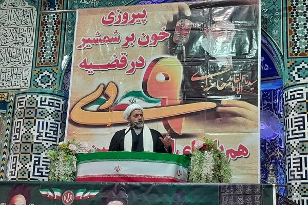 بصیرت رمز عبور از فتنه ها؛ بازخوانی حماسه ۹ دی در آذربایجان غربی