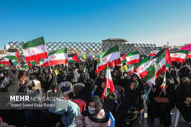 مراسم یوم‌الله «۹ دی» در میدان امام حسین(ع)