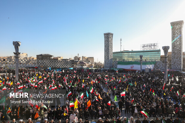 مراسم یوم‌الله «۹ دی» در میدان امام حسین(ع)