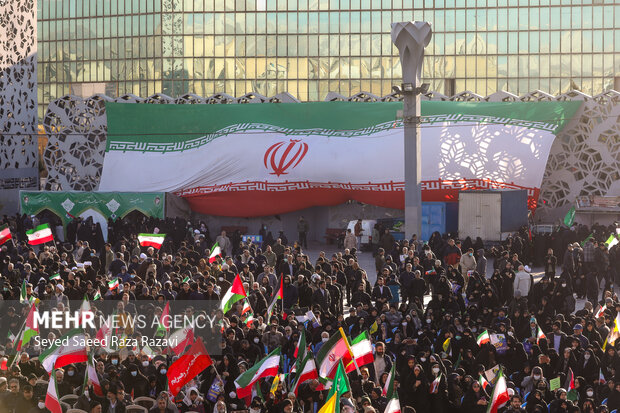 مراسم یوم‌الله «۹ دی» در میدان امام حسین(ع)