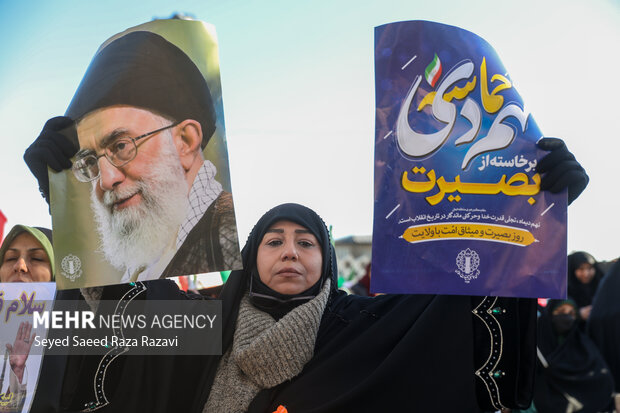 مراسم یوم‌الله «۹ دی» در میدان امام حسین(ع)