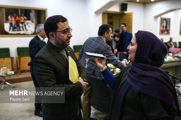 نشست دهمین جشنواره ملی اسباب بازی