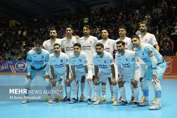 لیگ برتر فوتسال ؛ گیتی پسند اصفهان و گهر زمین سیرجان