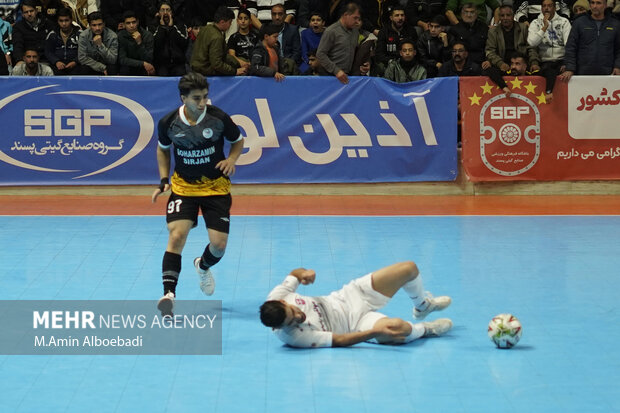 لیگ برتر فوتسال ؛ گیتی پسند اصفهان و گهر زمین سیرجان