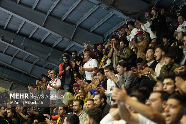 لیگ برتر فوتسال ؛ گیتی پسند اصفهان و گهر زمین سیرجان