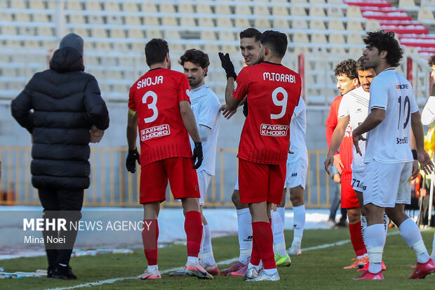 لیگ برتر- تراکتور و ملوان