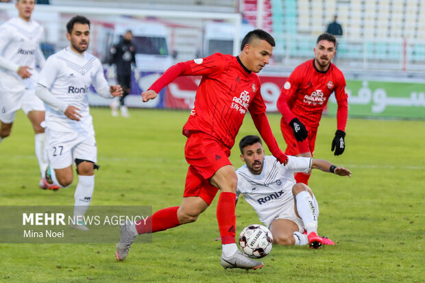 لیگ برتر- تراکتور و ملوان