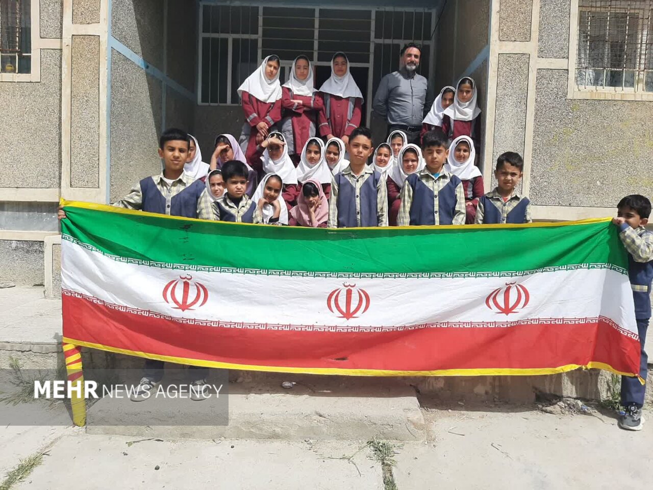 خسروي،اميد،آموزش،دختران،معلم،درس،تحصيل،دل،مسير،روستا،معلمان، ...