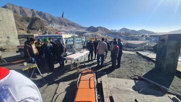 گزارشات اولیه؛ نشت گاز گوگرد سبب ریزش تونل معدن کوشک بافق بوده است