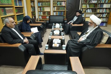 صفایی بوشهری: روابط بوشهر با کشورهای حاشیه خلیج فارس توسعه یابد