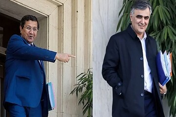 فاصله نرخ آزاد و رسمی به ۹ درصد سقوط کرد؛ سیگنال همتی برای تک نرخی شدن