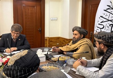 تعاون ايراني افغاني لتطوير التجارة والبنى التحتية للسكك الحديدية