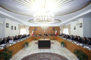 تأکید پزشکیان بر پیگیری مطالبات فعالان اقتصادی در دولت