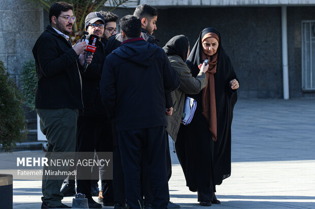 فرزانه صادق مالواجرد وزیر راه و شهرسازی در حاشیه جلسه هیئت دولت