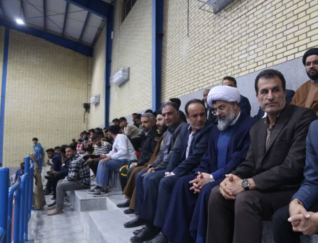 مسابقات فوتسال «بصیرت آدینه» در دشتی آغاز شد