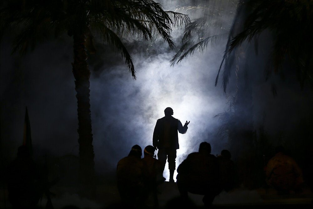 ميداني،نمايش،نمايشي،مخاطب،سليماني،قاسم،حاج،روايت،معاصر،آثار، ...