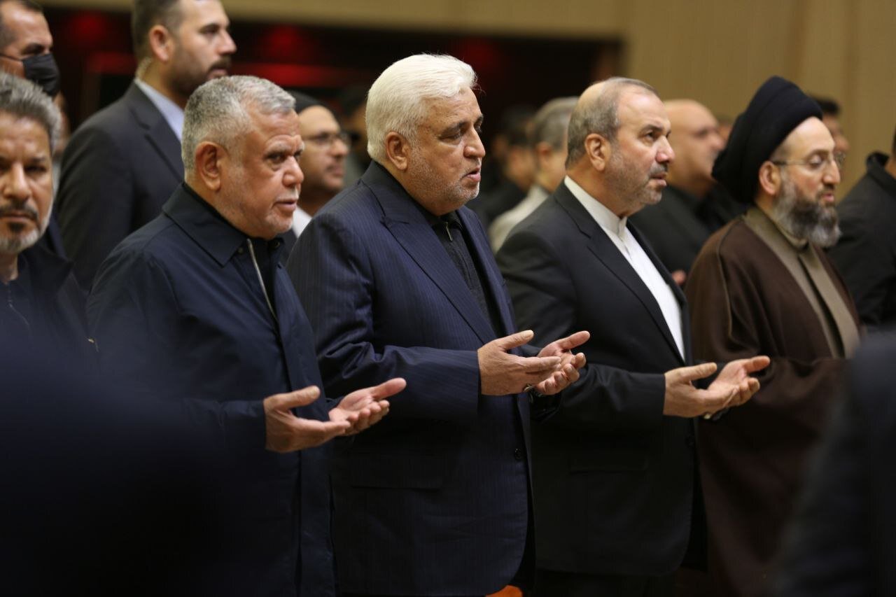 مراسم بزرگداشت فرماندهان شهید در سفارت ایران در بغداد+ فیلم و عکس