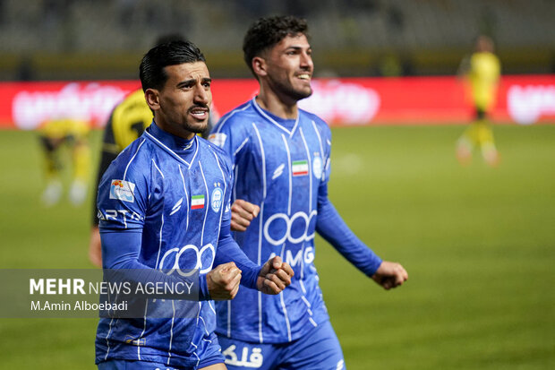 لیگ برتر فوتبال ؛ سپاهان اصفهان و استقلال تهران