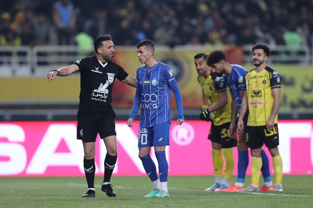 توپ،استقلال،سپاهان،دروازه،محوطه،جريمه،دقيقه،گل،بازي،كوشكي،شو ...