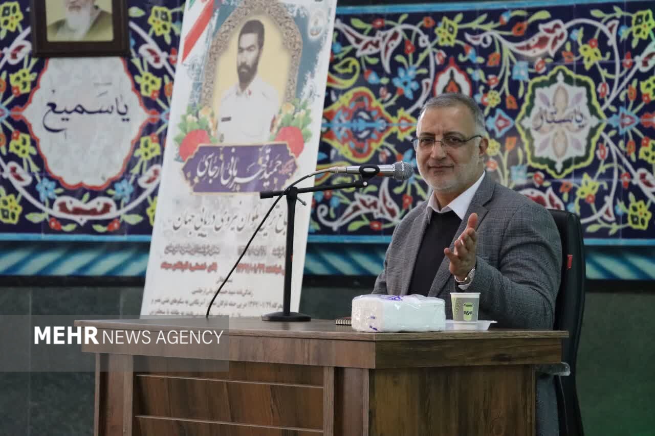زاکانی: اقتدار نیروهای مسلح ضامن امنیت و بقای انقلاب است زاکانی: اقتدار نیروهای مسلح ضامن امنیت و بقای انقلاب است