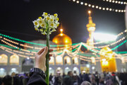 حرم مطهر امام رضا(ع) در شب میلاد حضرت علی(ع)